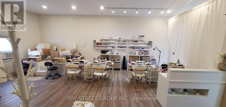 SECOND FLOOR - 4893 YONGE STREET, Toronto (Willowdale East), Ontario, M2N5N4