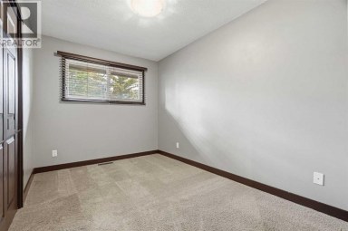 316 Canniff Place SW Calgary Alberta photo 27