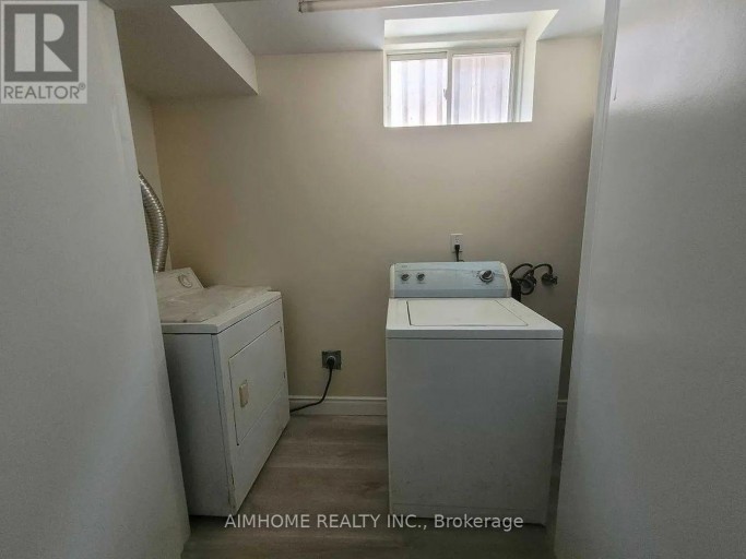 39 CANDLEBROOK CRESCENT, Toronto (L'Amoreaux), Ontario, M1W4B3