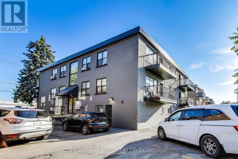 13 - 1738 WILSON AVENUE, Toronto (Downsview-Roding-CFB), Ontario, M3L1A5