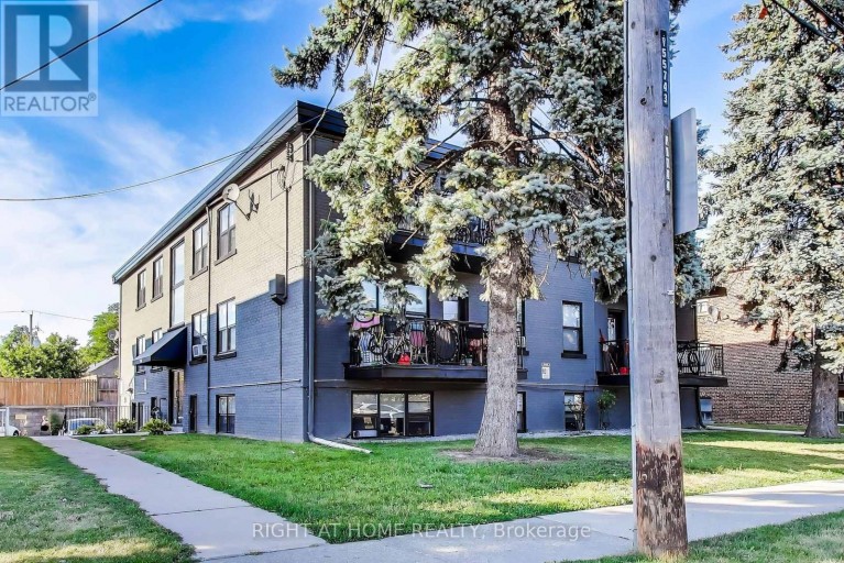 13 - 1738 WILSON AVENUE, Toronto (Downsview-Roding-CFB), Ontario, M3L1A5