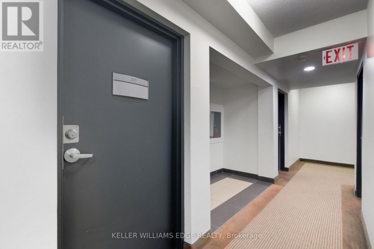 205 - 17 KING STREET E, Hamilton (Dundas), Ontario, L9H1B7