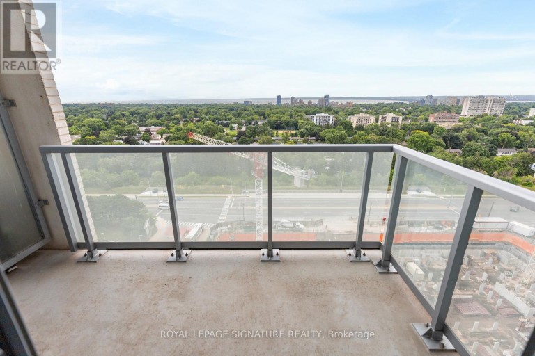 1606 - 2093 FAIRVIEW STREET, Burlington (Freeman), Ontario, L7R0E6