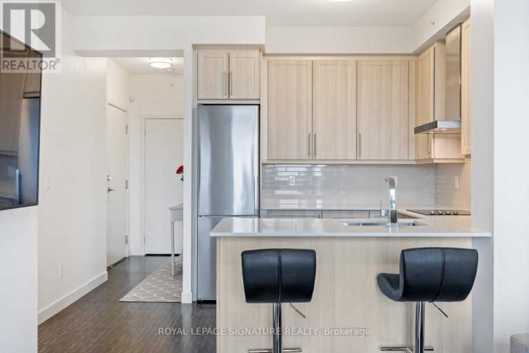 1606 - 2093 FAIRVIEW STREET, Burlington (Freeman), Ontario, L7R0E6