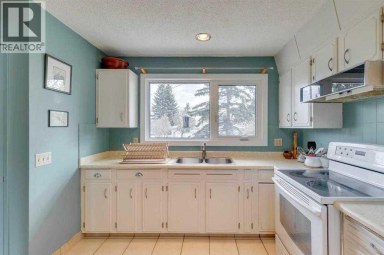 6140 Dalmarnock Crescent NW Calgary Alberta photo 12