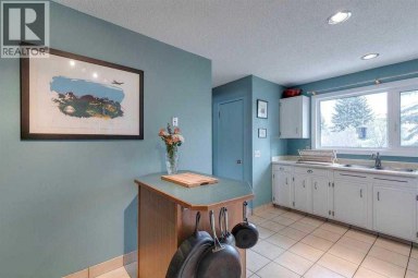 6140 Dalmarnock Crescent NW Calgary Alberta photo 14