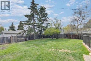 6140 Dalmarnock Crescent NW Calgary Alberta photo 32