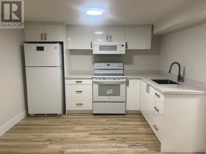 BSMT - 113 MCALLISTER ROAD, Toronto (Clanton Park), Ontario, M3H2N3