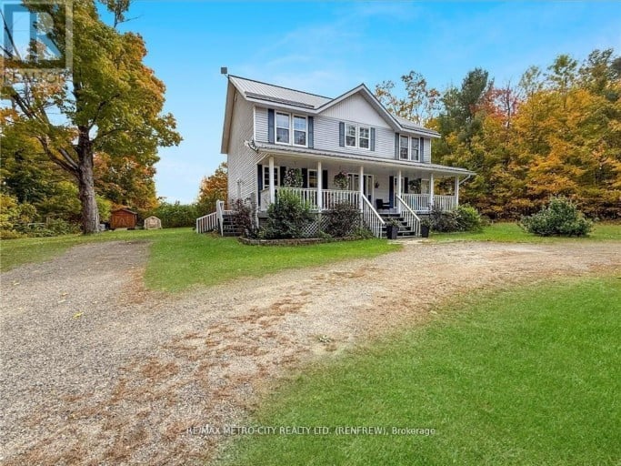 121 Pheasant Run, Greater Madawaska, Ontario (id X13443122)