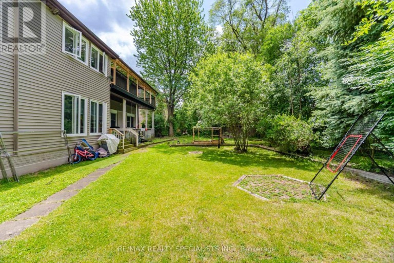 709 QUEENSWAY W, Mississauga (Erindale), Ontario, L5C1A7