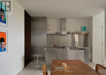 REAR - 275 KEEWATIN AVENUE S Toronto (Mount Pleasant East) Ontario photo 16