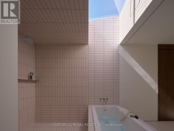 REAR - 275 KEEWATIN AVENUE S Toronto (Mount Pleasant East) Ontario photo 27