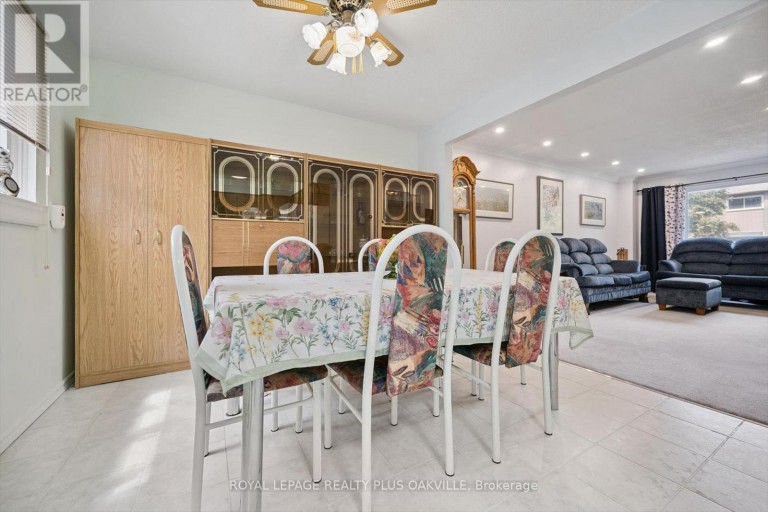 37 - 1221 DUNDIX ROAD, Mississauga (Applewood), Ontario, L4Y3Y9