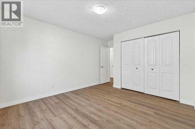 302, 635 57 Avenue SW Calgary Alberta photo 14