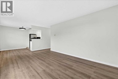 302, 635 57 Avenue SW Calgary Alberta photo 4