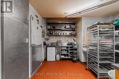199 BROADWAY Orangeville Ontario photo 21