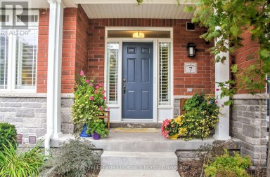 7 COLLSHIP LANE Collingwood Ontario photo 3
