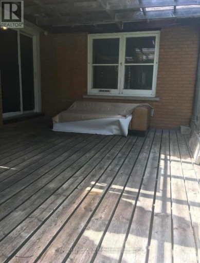 969 DAVIS DRIVE, Newmarket (Huron Heights-Leslie Valley), Ontario, L3Y2R7