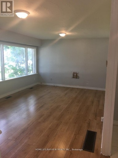 969 DAVIS DRIVE, Newmarket (Huron Heights-Leslie Valley), Ontario, L3Y2R7