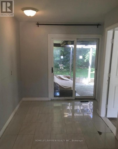 969 DAVIS DRIVE, Newmarket (Huron Heights-Leslie Valley), Ontario, L3Y2R7