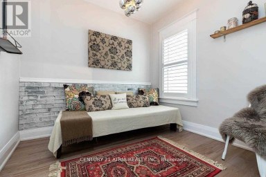 639 MORTIMER AVENUE Toronto (Danforth Village-East York) Ontario photo 2