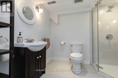 639 MORTIMER AVENUE Toronto (Danforth Village-East York) Ontario photo 7