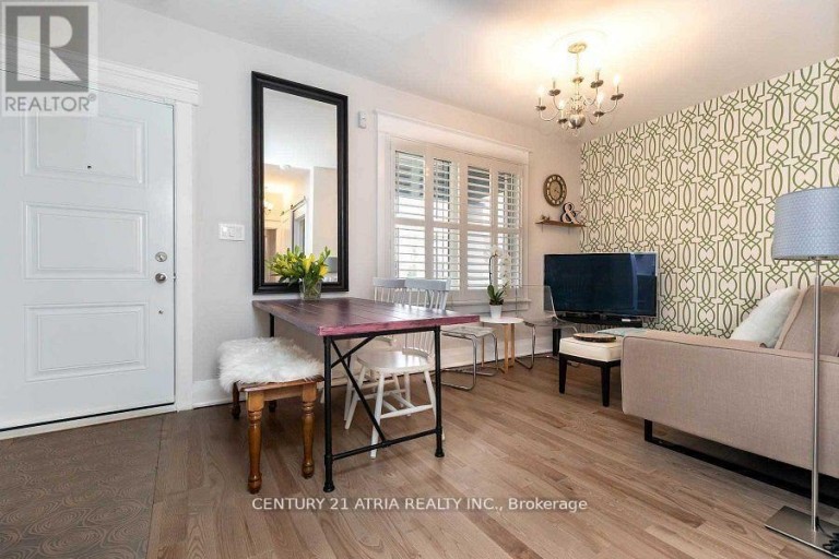 639 MORTIMER AVENUE, Toronto (Danforth Village-East York), Ontario, M4C2J9