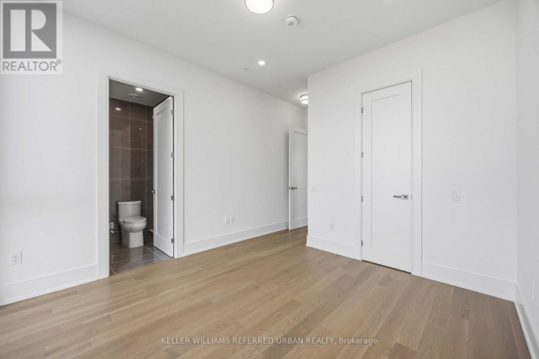 PH3 - 10 INN ON THE PARK DRIVE, Toronto (Banbury-Don Mills), Ontario, M3C0P9