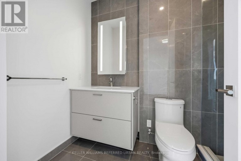 PH3 - 10 INN ON THE PARK DRIVE, Toronto (Banbury-Don Mills), Ontario, M3C0P9