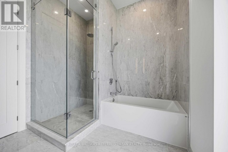 PH3 - 10 INN ON THE PARK DRIVE, Toronto (Banbury-Don Mills), Ontario, M3C0P9