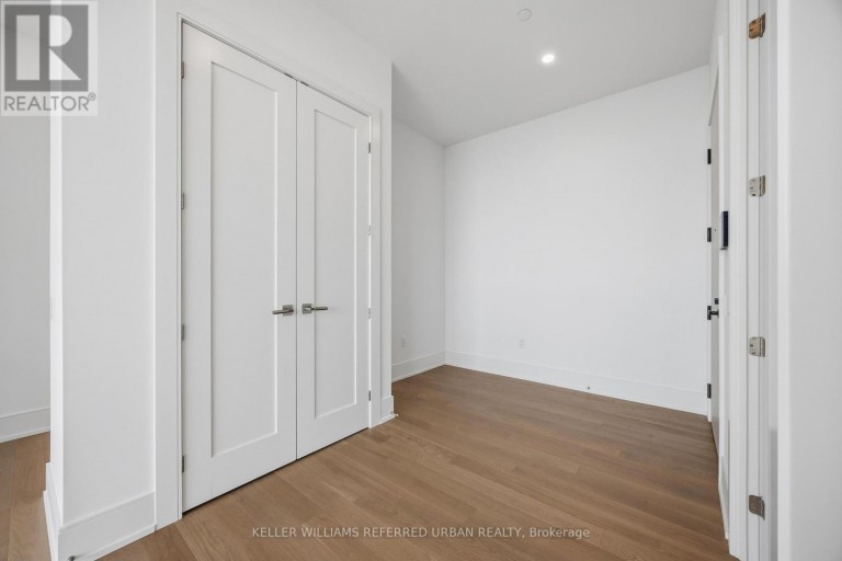 PH3 - 10 INN ON THE PARK DRIVE, Toronto (Banbury-Don Mills), Ontario, M3C0P9