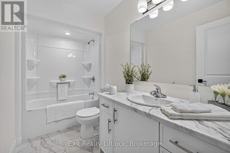 727 LATIMER WAY, Peterborough (Monaghan Ward 2), Ontario, K9K0H4