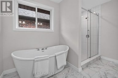 727 LATIMER WAY Peterborough (Monaghan Ward 2) Ontario photo 19