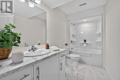 727 LATIMER WAY Peterborough (Monaghan Ward 2) Ontario photo 25