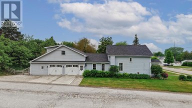 1145 QUEEN STREET Kincardine Ontario photo 4