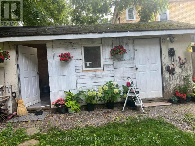 4614 EASTWOOD CRESCENT, Niagara Falls (Downtown), Ontario, L2E1B3