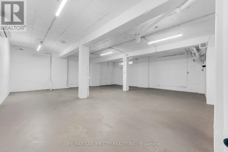 4 LOWER - 16 MYRTLE AVENUE, Hamilton (St. Clair), Ontario, L8M2E9