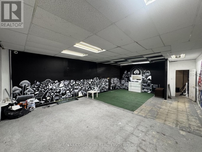 2827 EGLINTON AVENUE E, Toronto (Eglinton East), Ontario, M1J2E1