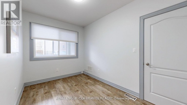 C - 586 PARLIAMENT STREET, Toronto (Cabbagetown-South St. James Town), Ontario, M4X1P8