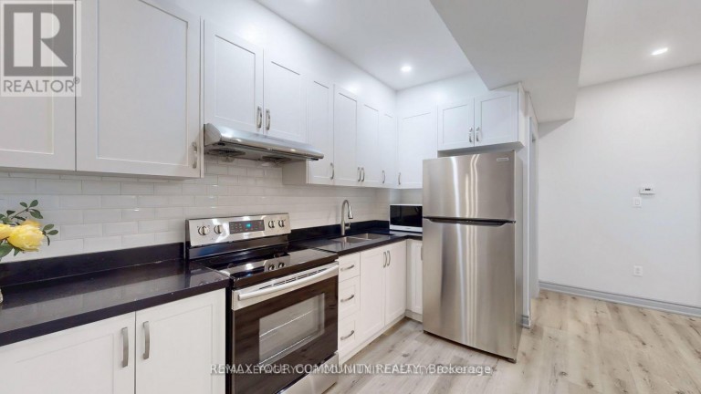 C - 586 PARLIAMENT STREET, Toronto (Cabbagetown-South St. James Town), Ontario, M4X1P8