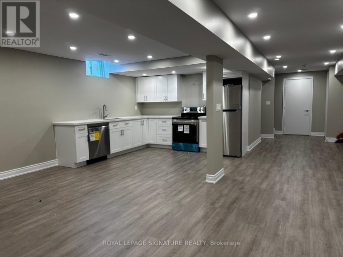 181 GLENFOREST DRIVE, Vaughan (Uplands), Ontario, L4J8K4