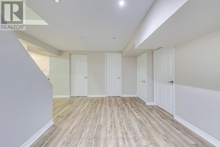 #LOWER - 1351 FIELDCREST LANE, Oakville (GA Glen Abbey), Ontario, L6M2W8