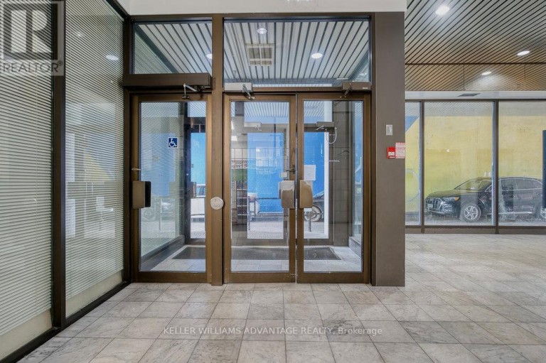 103 - 302 SPADINA AVENUE, Toronto (Kensington-Chinatown), Ontario, M5T2E7