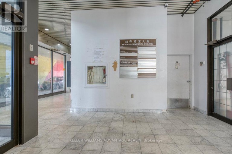 103 - 302 SPADINA AVENUE, Toronto (Kensington-Chinatown), Ontario, M5T2E7