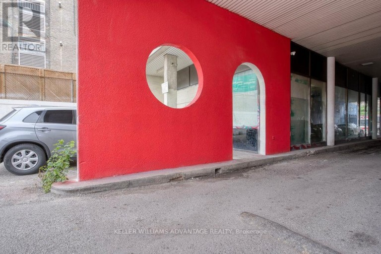 103 - 302 SPADINA AVENUE, Toronto (Kensington-Chinatown), Ontario, M5T2E7