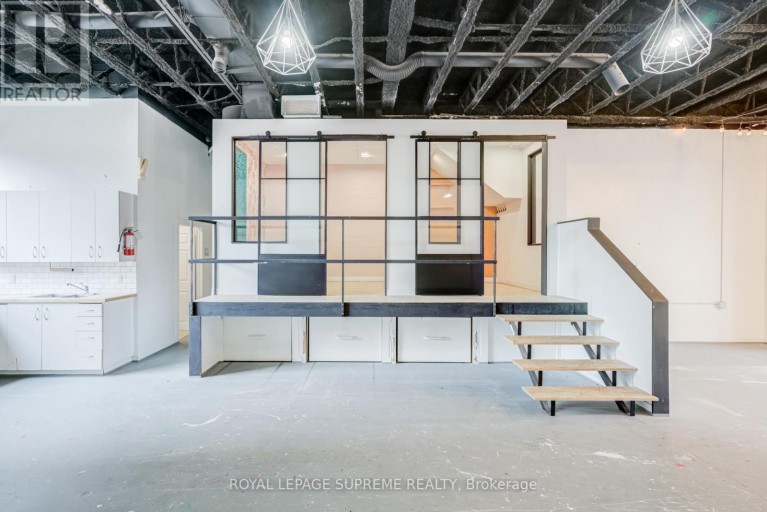 6 - 1444 DUPONT STREET, Toronto (Dovercourt-Wallace Emerson-Junction), Ontario, M6P4H3