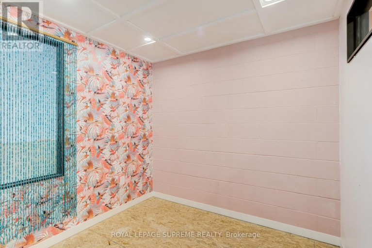 6 - 1444 DUPONT STREET, Toronto (Dovercourt-Wallace Emerson-Junction), Ontario, M6P4H3