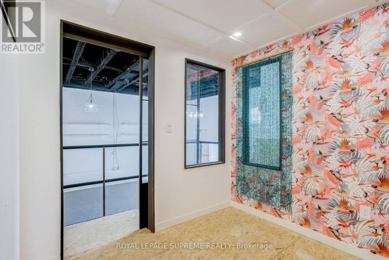6 - 1444 DUPONT STREET, Toronto (Dovercourt-Wallace Emerson-Junction), Ontario, M6P4H3
