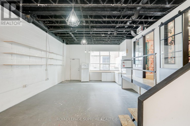 6 - 1444 DUPONT STREET, Toronto (Dovercourt-Wallace Emerson-Junction), Ontario, M6P4H3