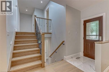 33 TYRELL Street Simcoe Ontario photo 3